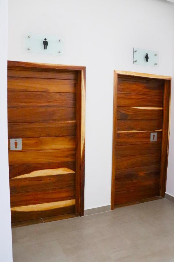 Hotel Bugari Aeropuerto Guadalajara Las Pintas Ngoại thất bức ảnh