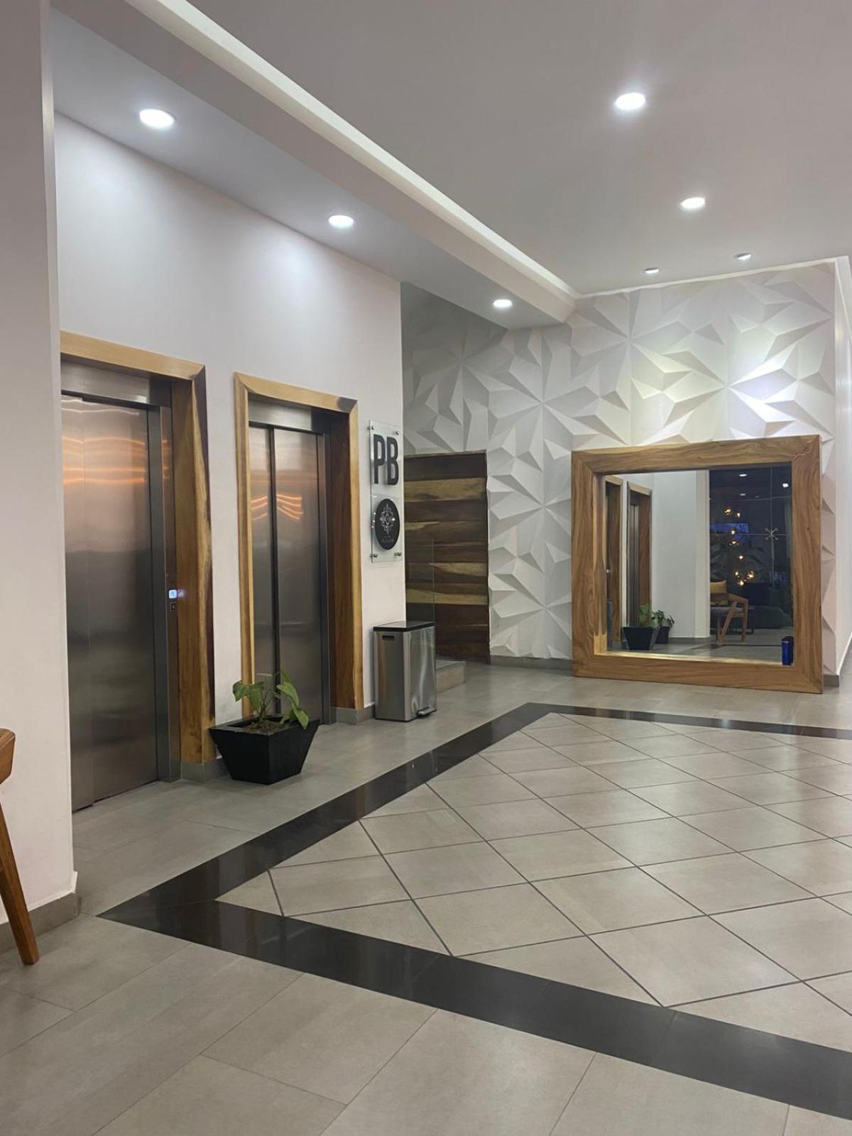 Hotel Bugari Aeropuerto Guadalajara Las Pintas Ngoại thất bức ảnh