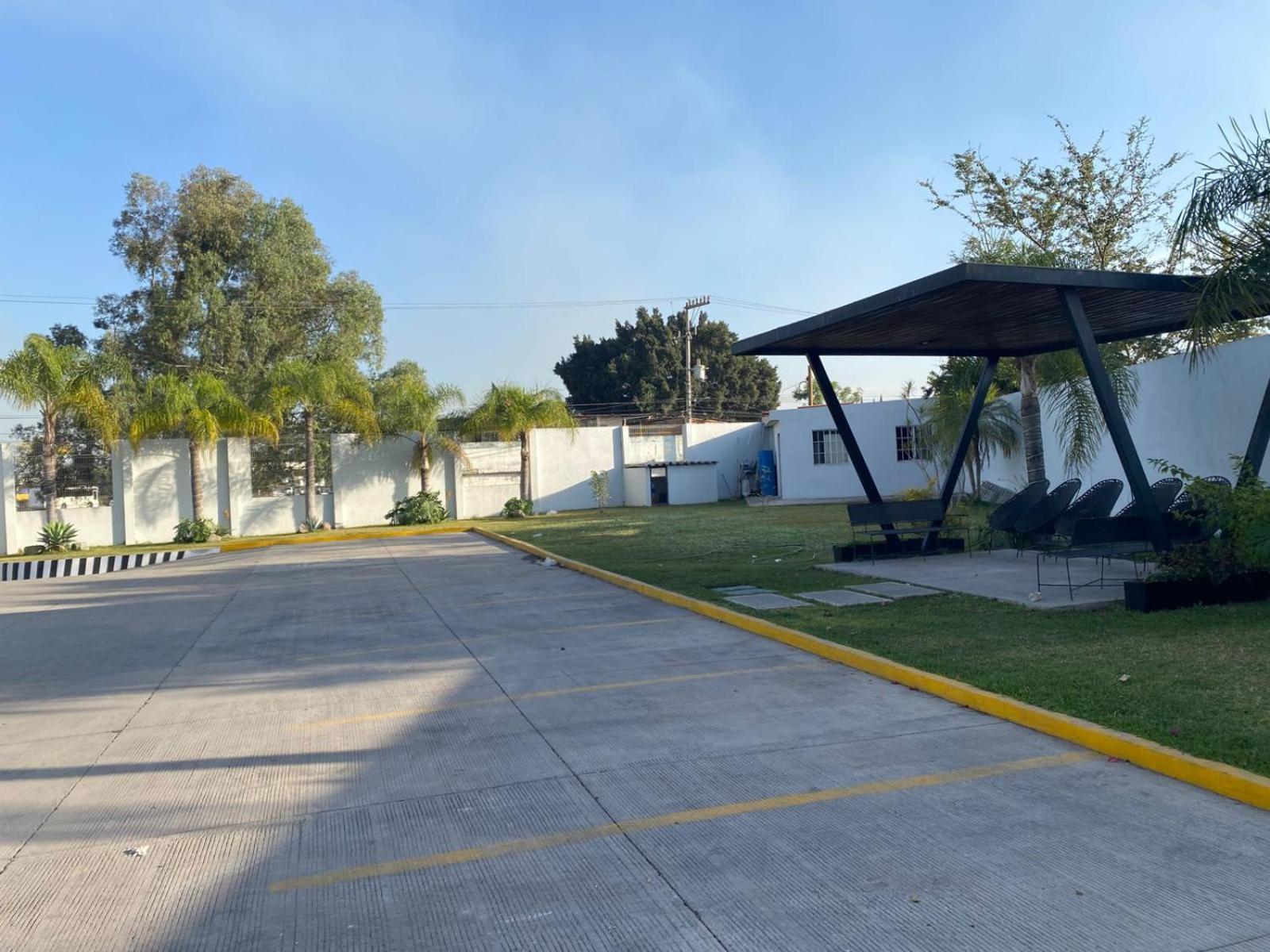 Hotel Bugari Aeropuerto Guadalajara Las Pintas Ngoại thất bức ảnh