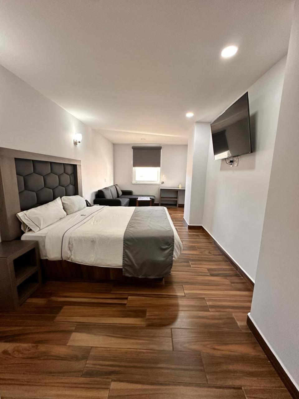 Hotel Bugari Aeropuerto Guadalajara Las Pintas Ngoại thất bức ảnh