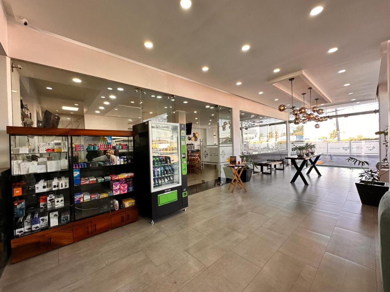 Hotel Bugari Aeropuerto Guadalajara Las Pintas Ngoại thất bức ảnh